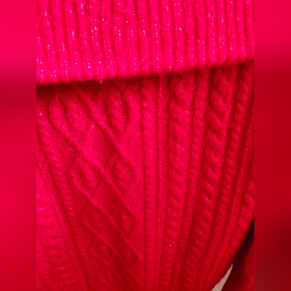 Red off the shoulder-fold over H&M sweater - size xs - Picture 2 of 5